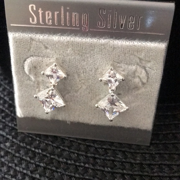 Sterling Silver CZ Earrings Pierced NWT - Picture 2 of 6